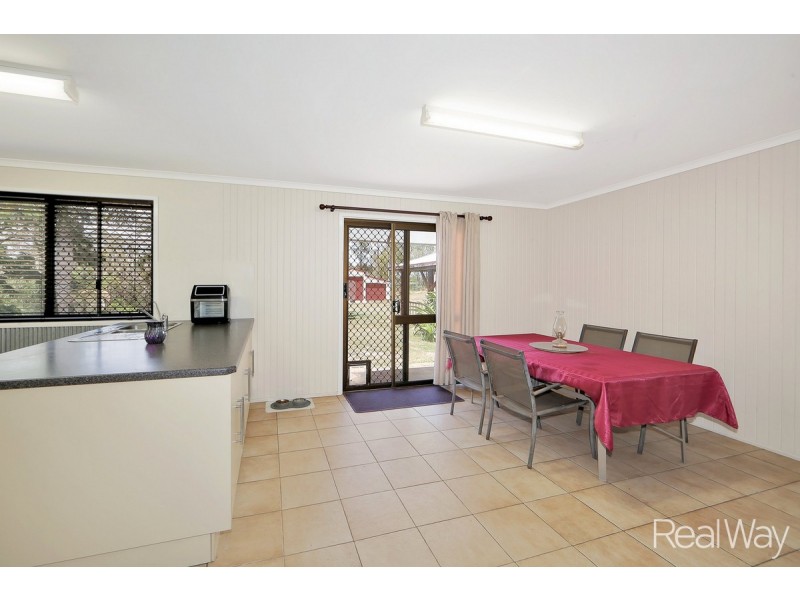 18 Woods Road, Sharon QLD 4670