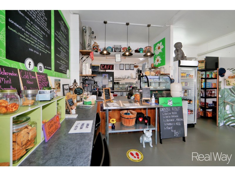 Shop 5/8 Birk Street, Avenell Heights QLD 4670