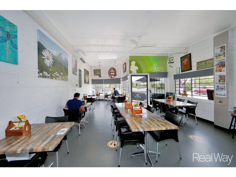 Shop 5/8 Birk Street, Avenell Heights QLD 4670