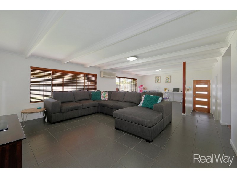 12 Miles Street, Kepnock QLD 4670