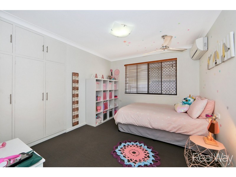 12 Miles Street, Kepnock QLD 4670