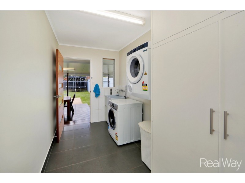 12 Miles Street, Kepnock QLD 4670