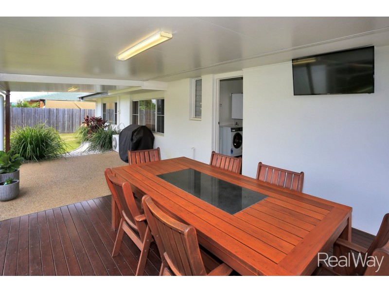 12 Miles Street, Kepnock QLD 4670
