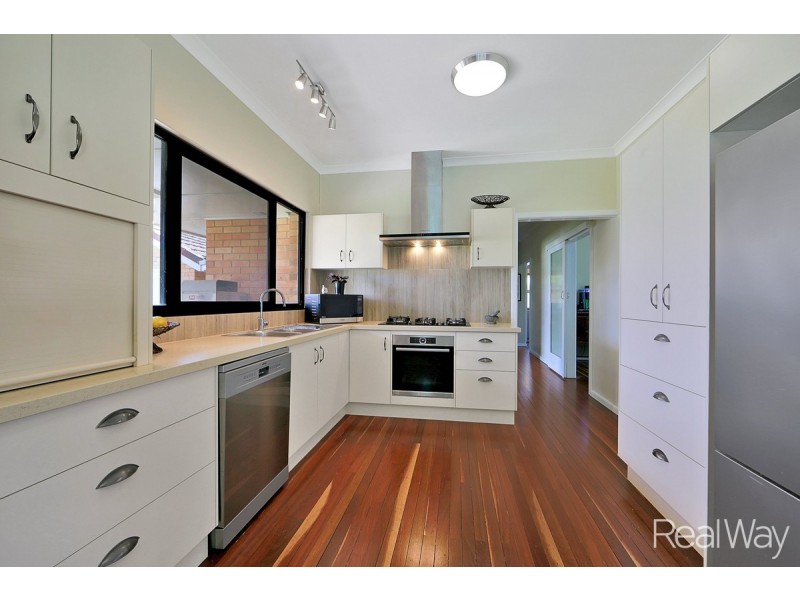 198 Walker Street, Svensson Heights QLD 4670