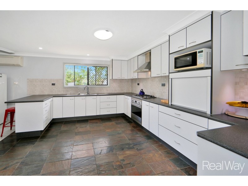 21 Sharon Park Lane, Sharon QLD 4670