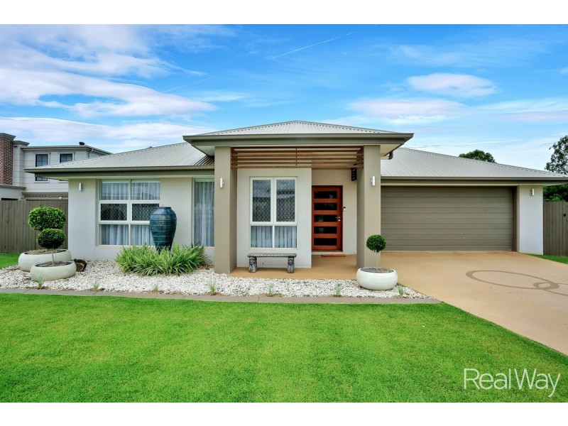 42 Sanctuary Drive, Ashfield QLD 4670