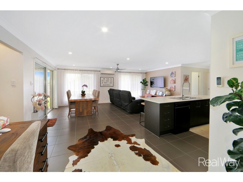 42 Sanctuary Drive, Ashfield QLD 4670