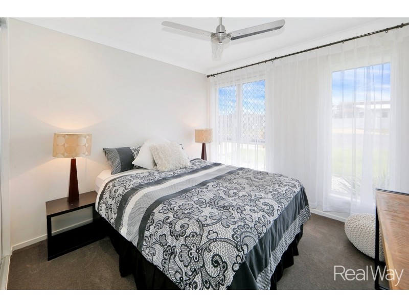 42 Sanctuary Drive, Ashfield QLD 4670