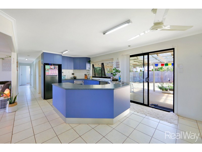1 Barellan Parade, Qunaba QLD 4670
