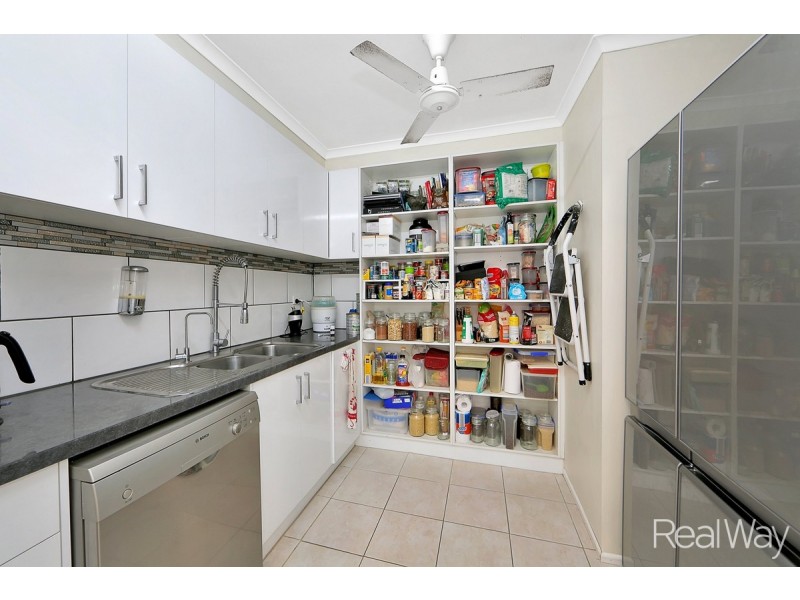 3 Jensen Street, Avenell Heights QLD 4670