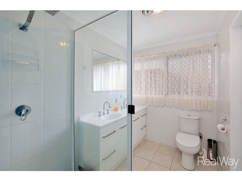 3 Jensen Street, Avenell Heights QLD 4670