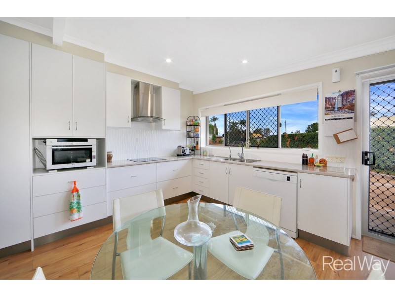 3 Jensen Street, Avenell Heights QLD 4670