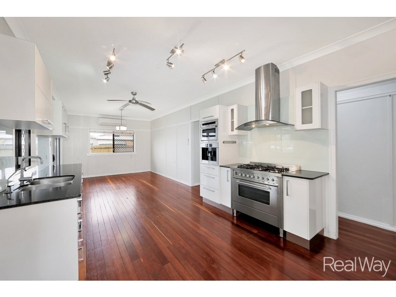 1 Brand Street, Walkervale QLD 4670