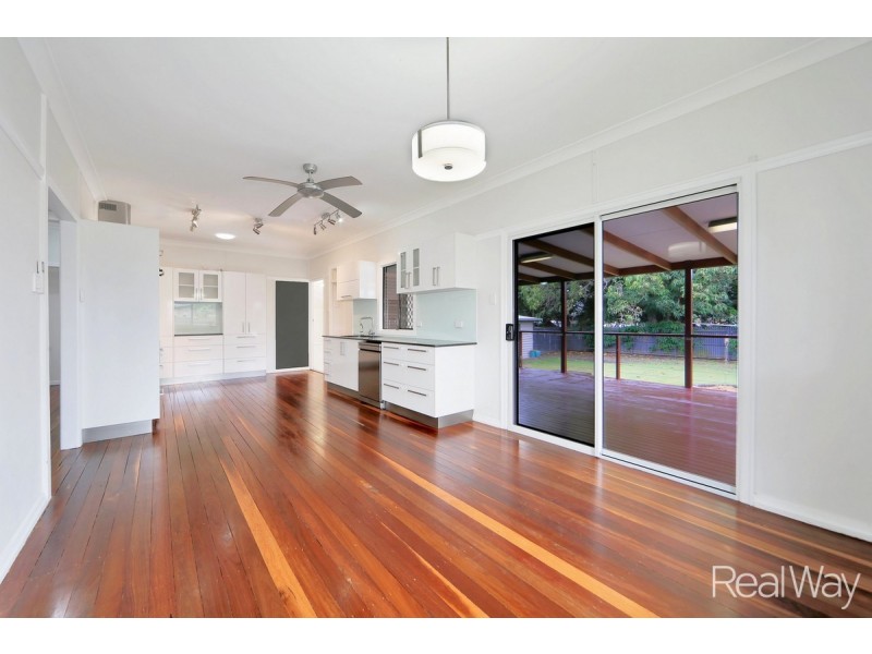 1 Brand Street, Walkervale QLD 4670