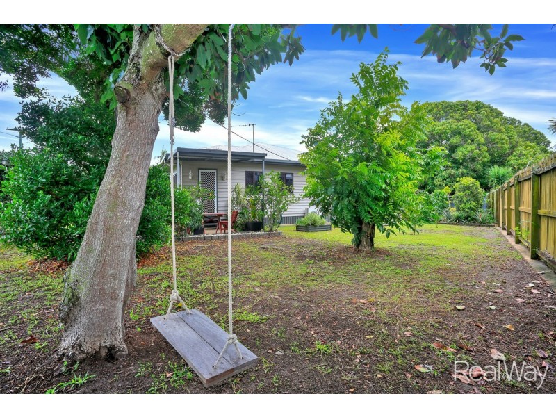 1 Brand Street, Walkervale QLD 4670