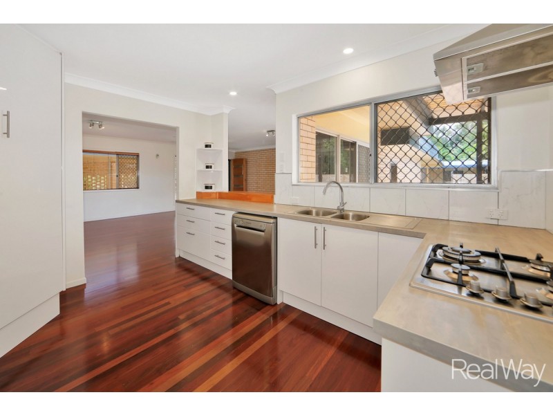 33 McNeilly Street, Norville QLD 4670