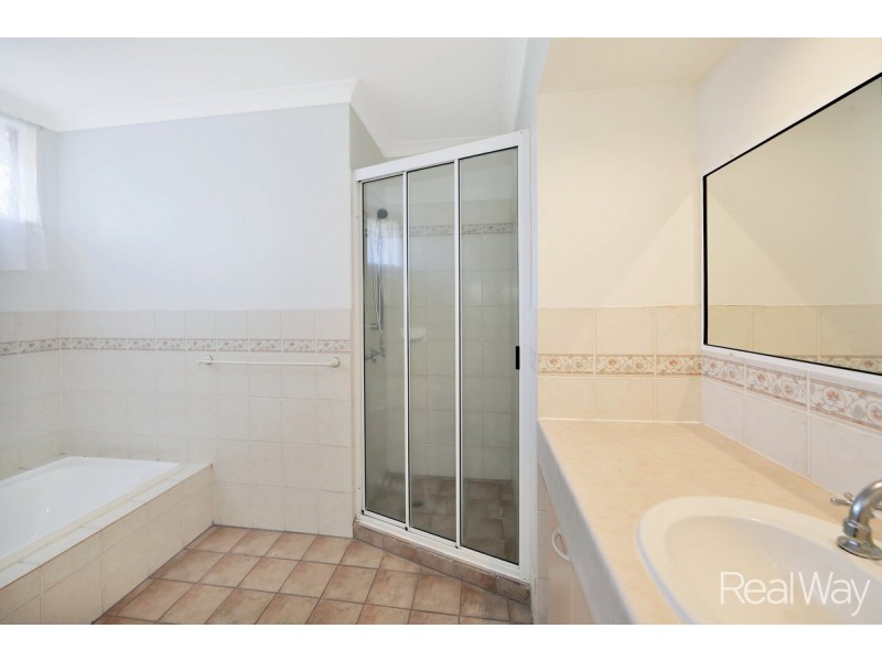 33 McNeilly Street, Norville QLD 4670