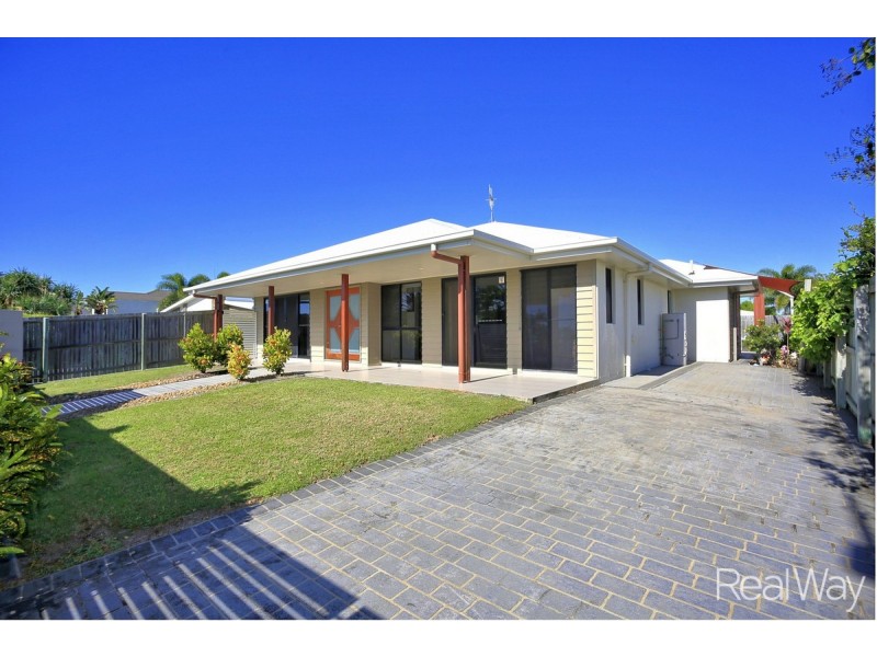 1/109 Davidson Street, Bargara QLD 4670