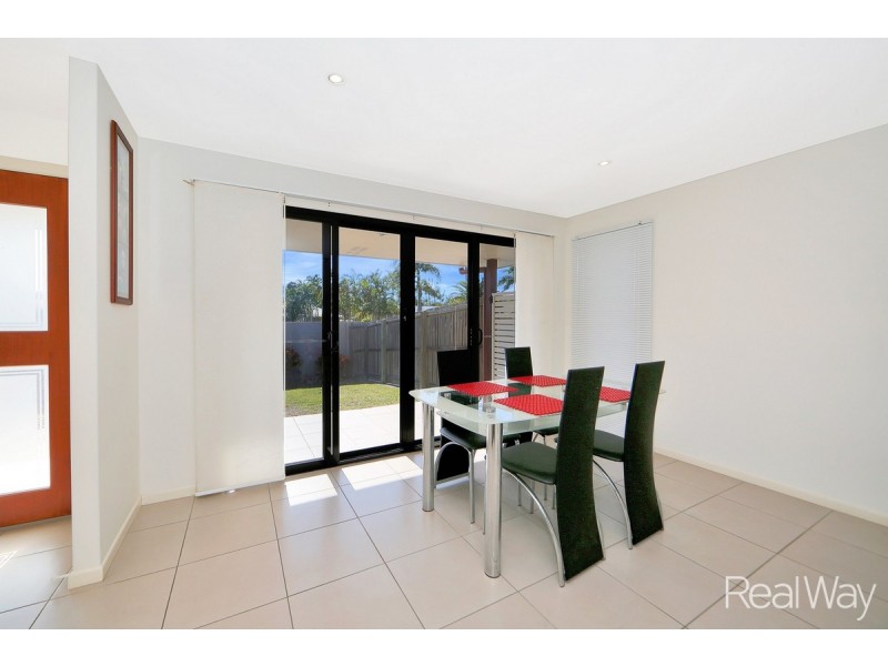 1/109 Davidson Street, Bargara QLD 4670