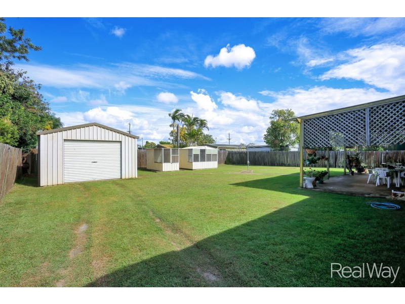 27 Sloane Street, Kalkie QLD 4670