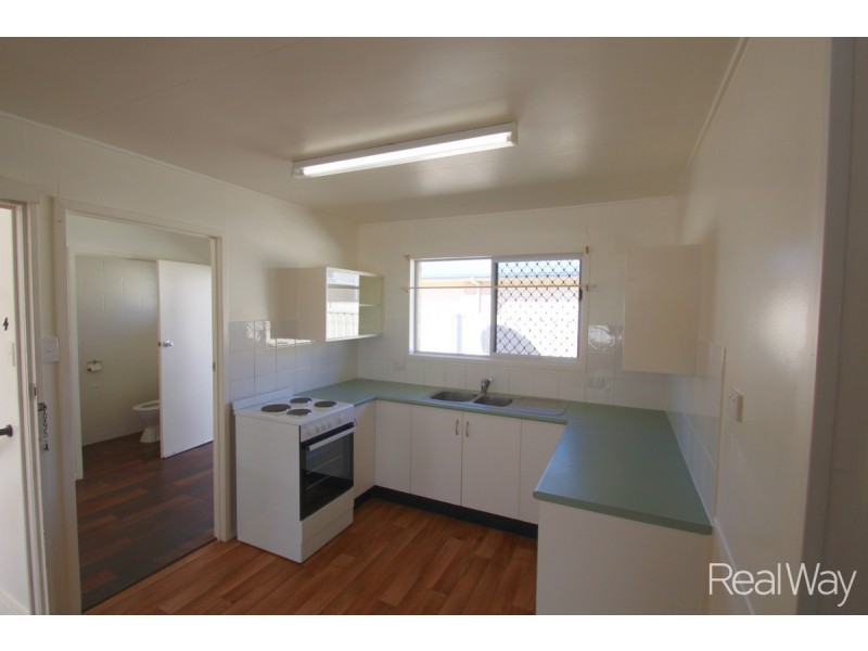 4/11 Robert Street, Bundaberg South QLD 4670