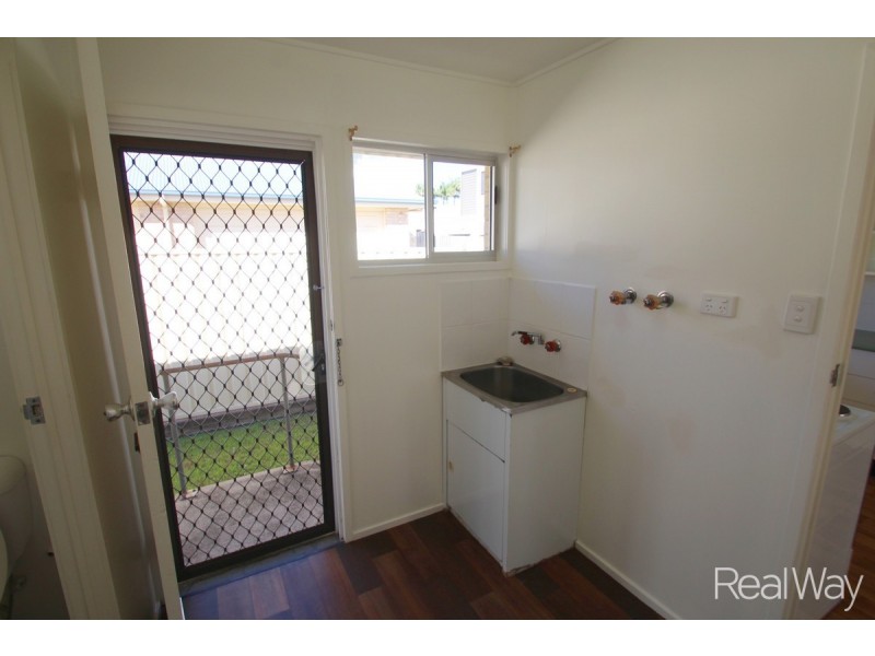 4/11 Robert Street, Bundaberg South QLD 4670