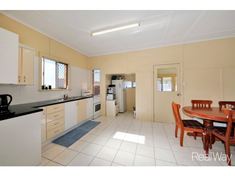 14 Moncrieff Street, Kepnock QLD 4670