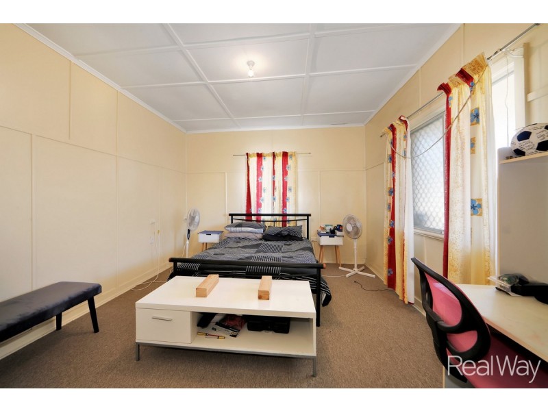 14 Moncrieff Street, Kepnock QLD 4670