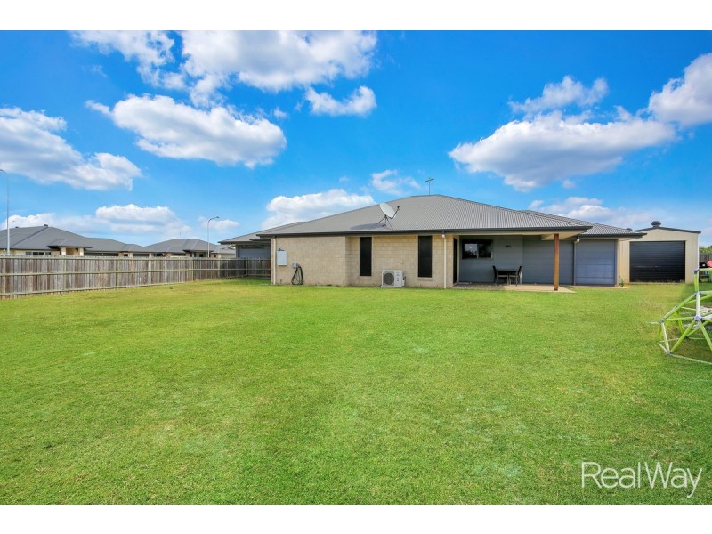 2 Venezia Court, Ashfield QLD 4670