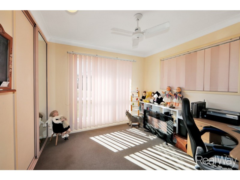 6 Aymone Close, Avoca QLD 4670