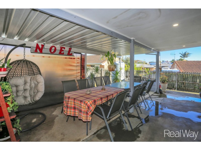 6 Aymone Close, Avoca QLD 4670