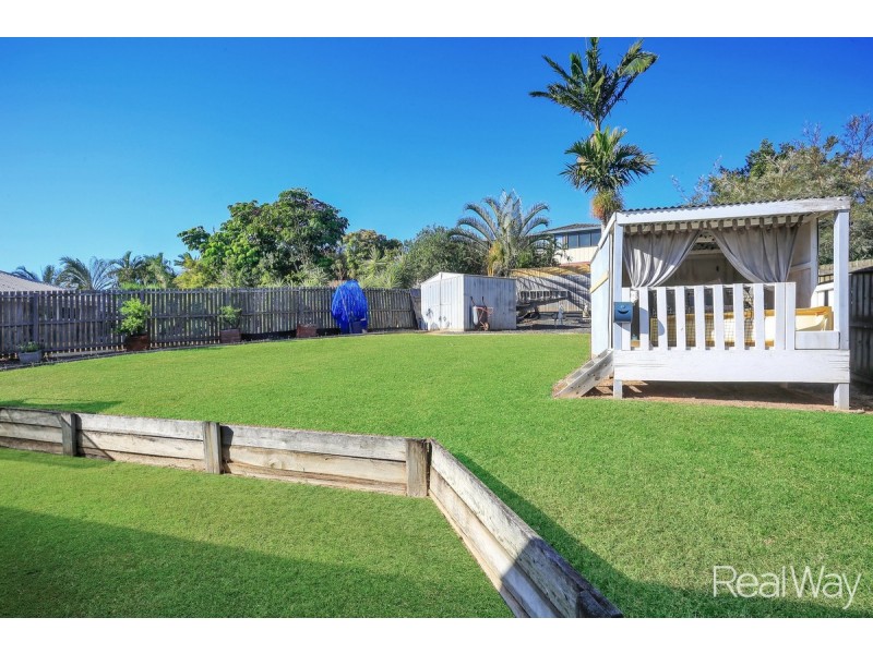 6 Aymone Close, Avoca QLD 4670