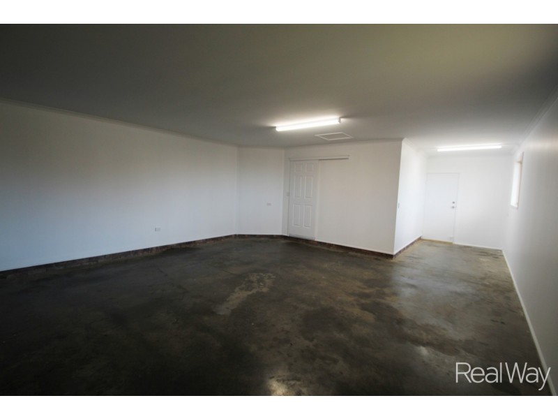 4 Berghofer Drive, Kepnock QLD 4670