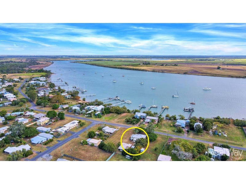 15 Corser Street, Burnett Heads QLD 4670