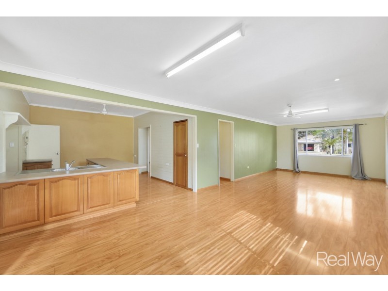 15 Corser Street, Burnett Heads QLD 4670