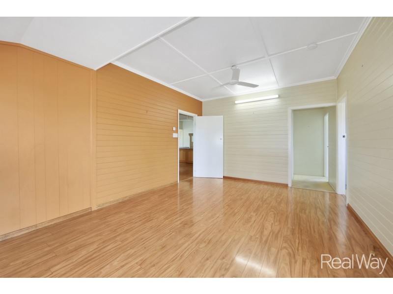 15 Corser Street, Burnett Heads QLD 4670