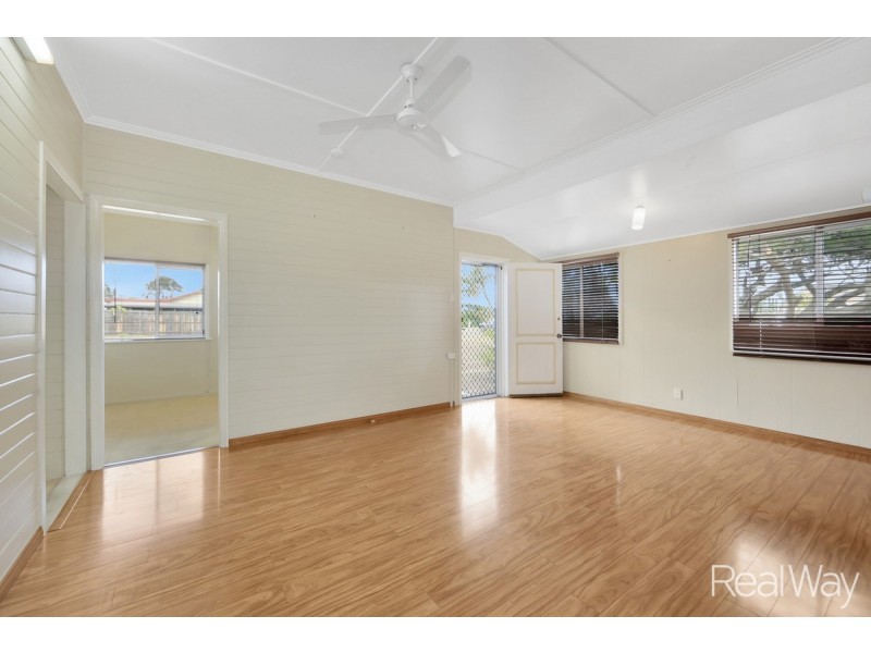 15 Corser Street, Burnett Heads QLD 4670