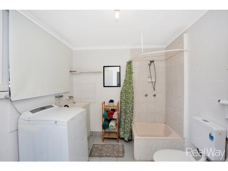 12 Poinciana Court, Moore Park Beach QLD 4670