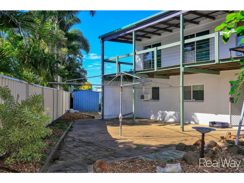 12 Poinciana Court, Moore Park Beach QLD 4670