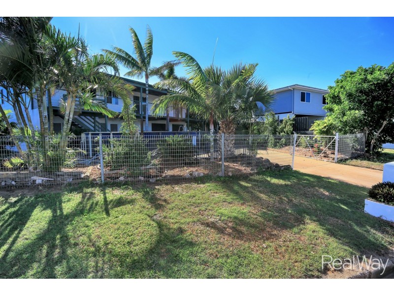 12 Poinciana Court, Moore Park Beach QLD 4670