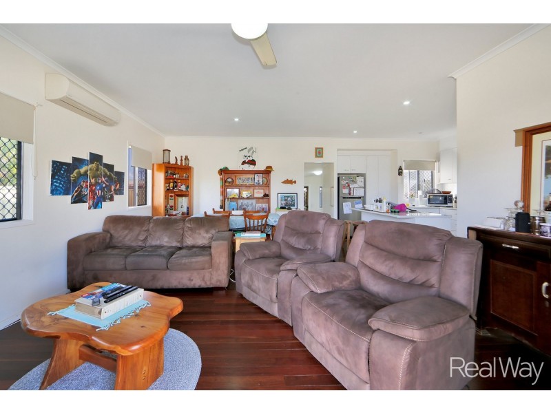 21 Avenell Street, Avenell Heights QLD 4670