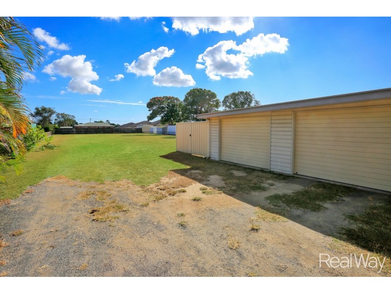 21 Avenell Street, Avenell Heights QLD 4670