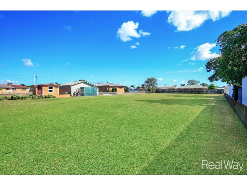 21 Avenell Street, Avenell Heights QLD 4670