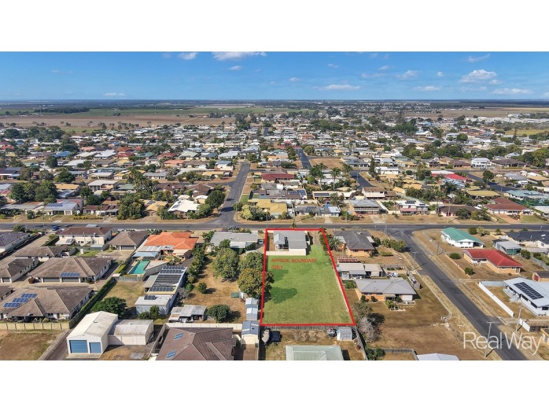 21 Avenell Street, Avenell Heights QLD 4670