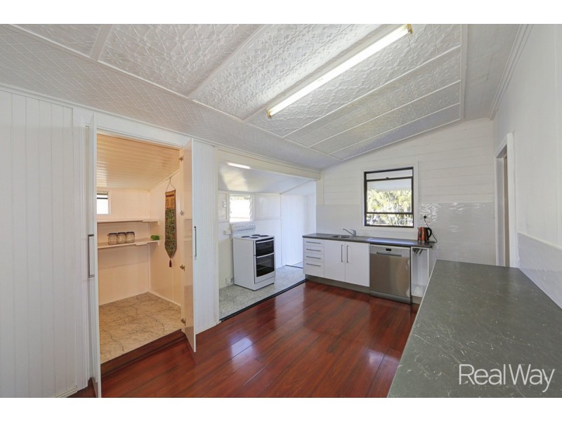 1 Blamey Street, Avenell Heights QLD 4670