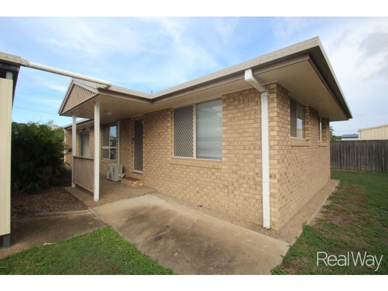 2/7 Sydney Street, Kepnock QLD 4670
