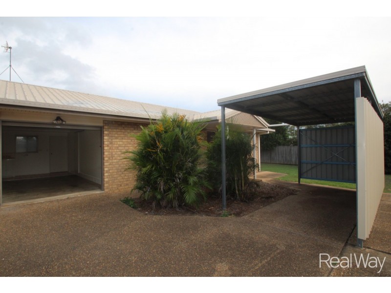2/7 Sydney Street, Kepnock QLD 4670