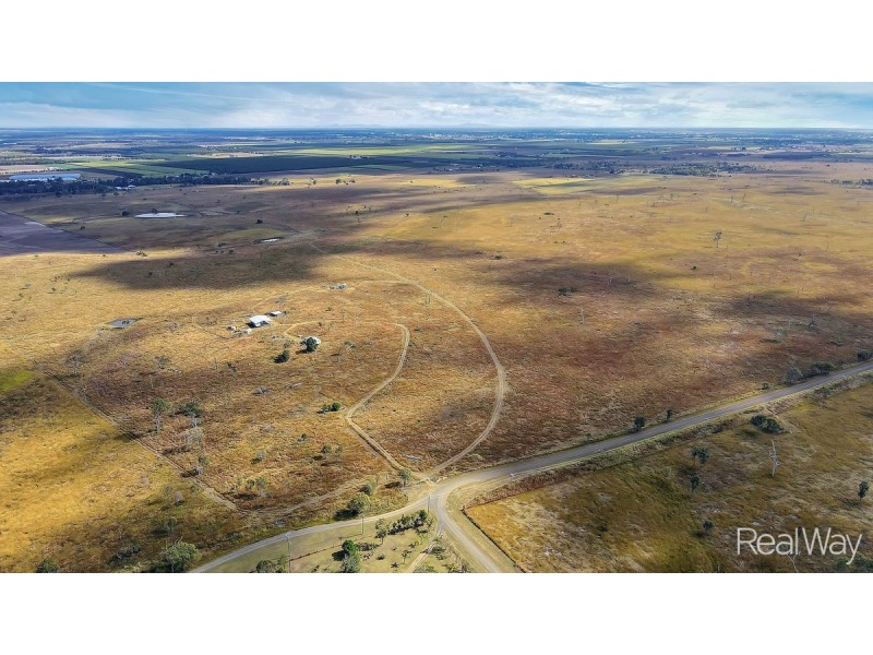 946 Hummock Road, Calavos QLD 4670