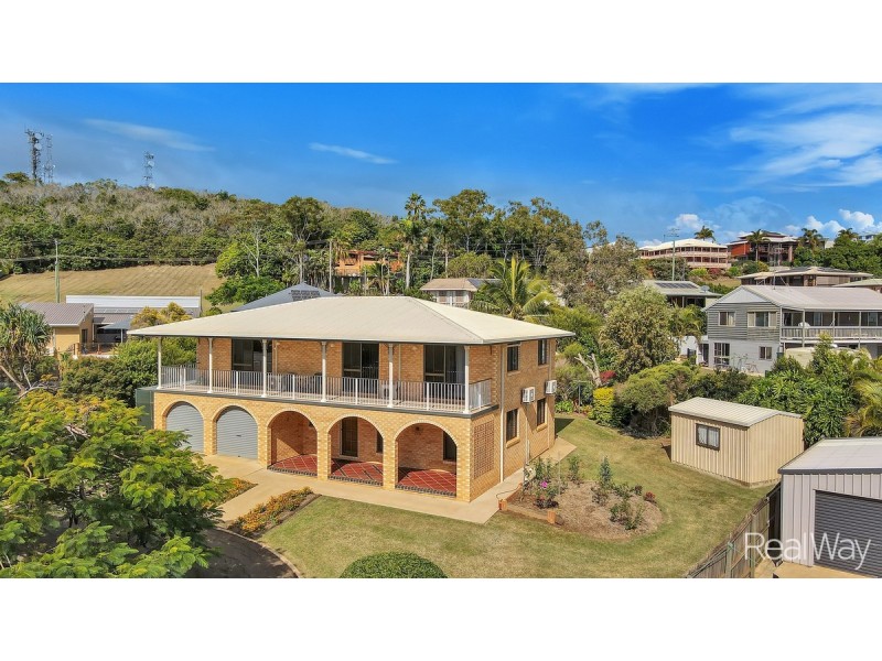 13 Meghan Crescent, Qunaba QLD 4670