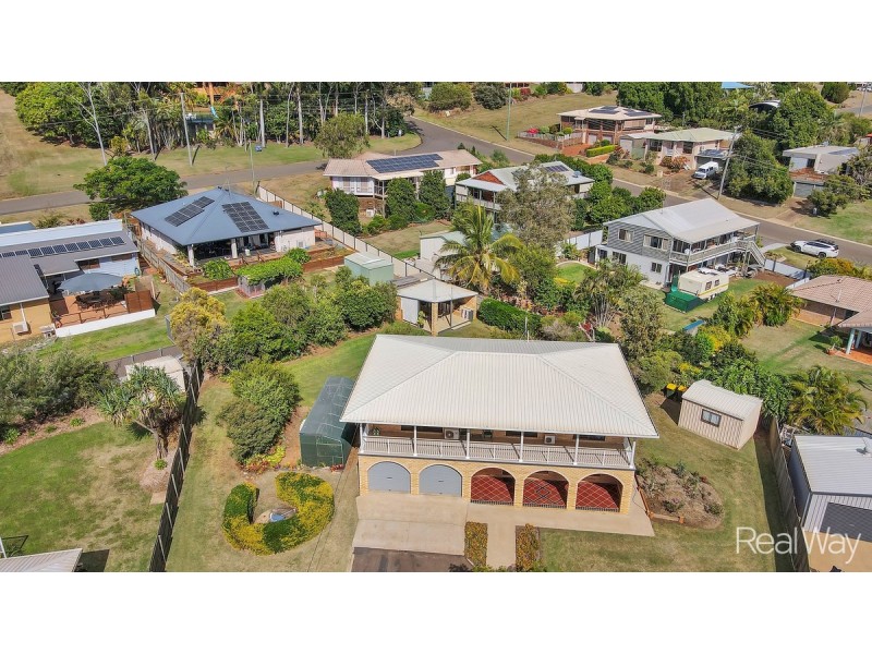 13 Meghan Crescent, Qunaba QLD 4670